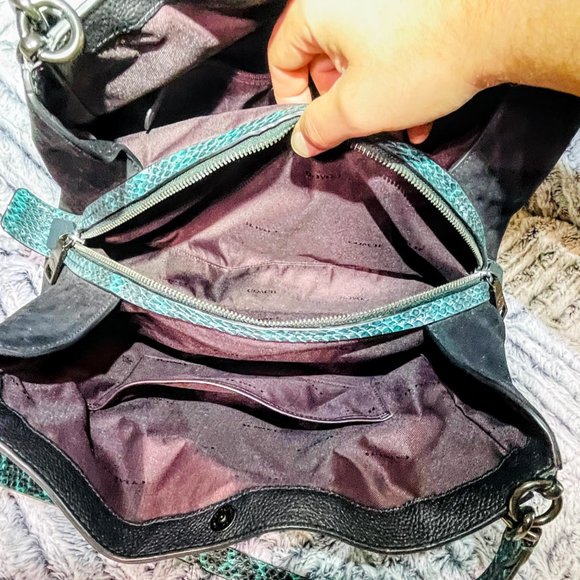 EUC - COACH DALTON 31 WITH COLORBLOCK & SNAKESKIN DETAIL (89076) - Picture 11 of 14